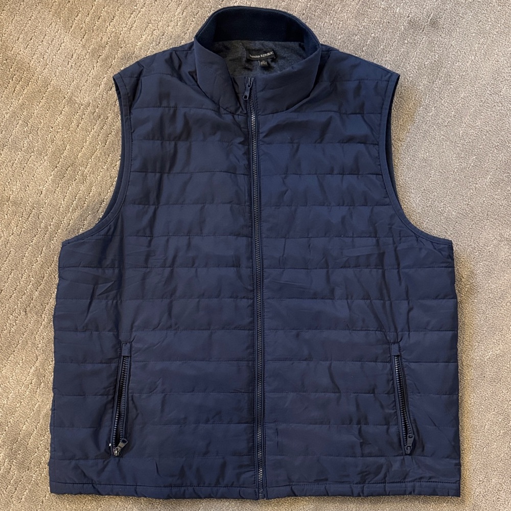 Men’s Banana Republic navy blue vest